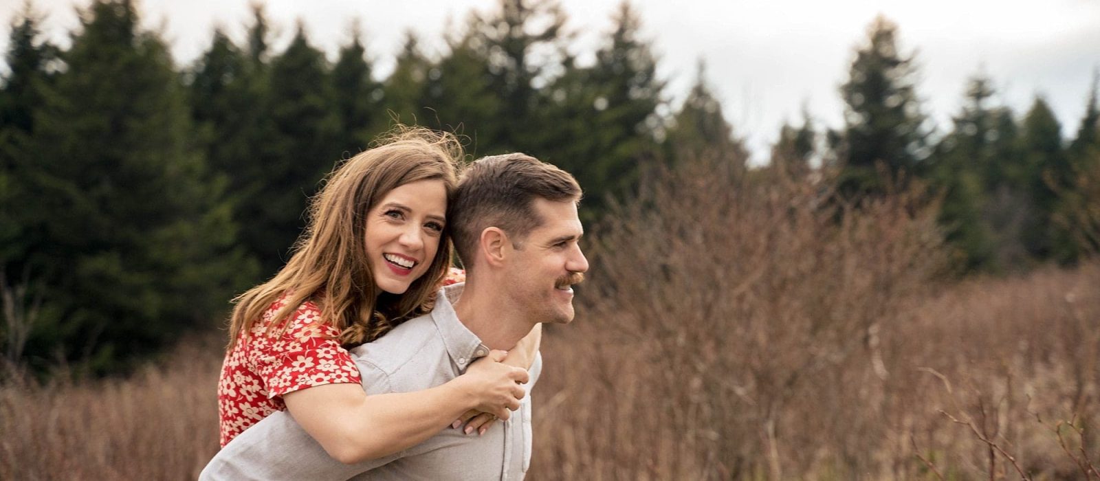 Black balsam knob engagement photos in Asheville | Kathy Beaver Photography